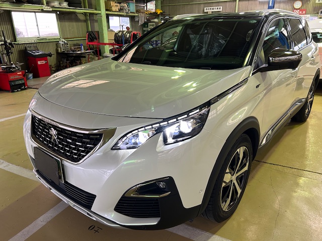 PEUGEOT 5008 GT Blue HDi プジョー5008 ディーゼル １年点検 フロント